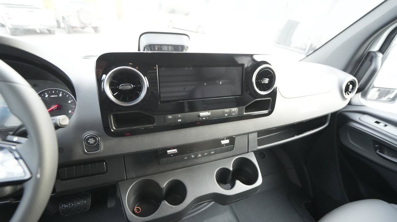 New 2026 Mercedes-Benz Sprinter 2500 image 11