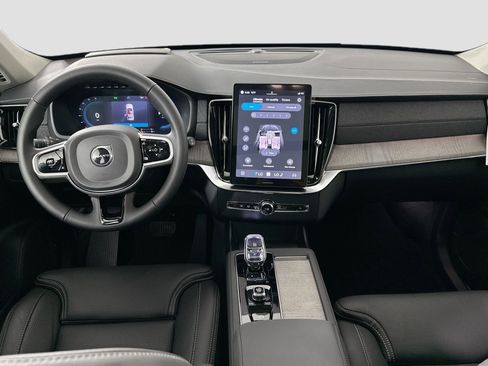 New 2025 Volvo XC90 T8 Ultra w/ Protection Package Premier image 19