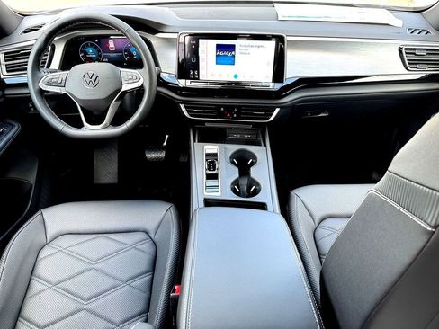 New 2026 Volkswagen Atlas Cross Sport SE FWD image 19