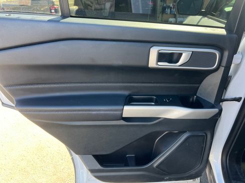 Used 2023 Ford Explorer XLT w/ Equipment Group 202A image 25