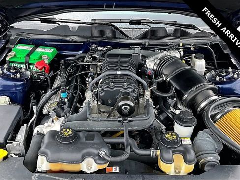 Used 2010 Ford Mustang Shelby GT500 RWD image 26