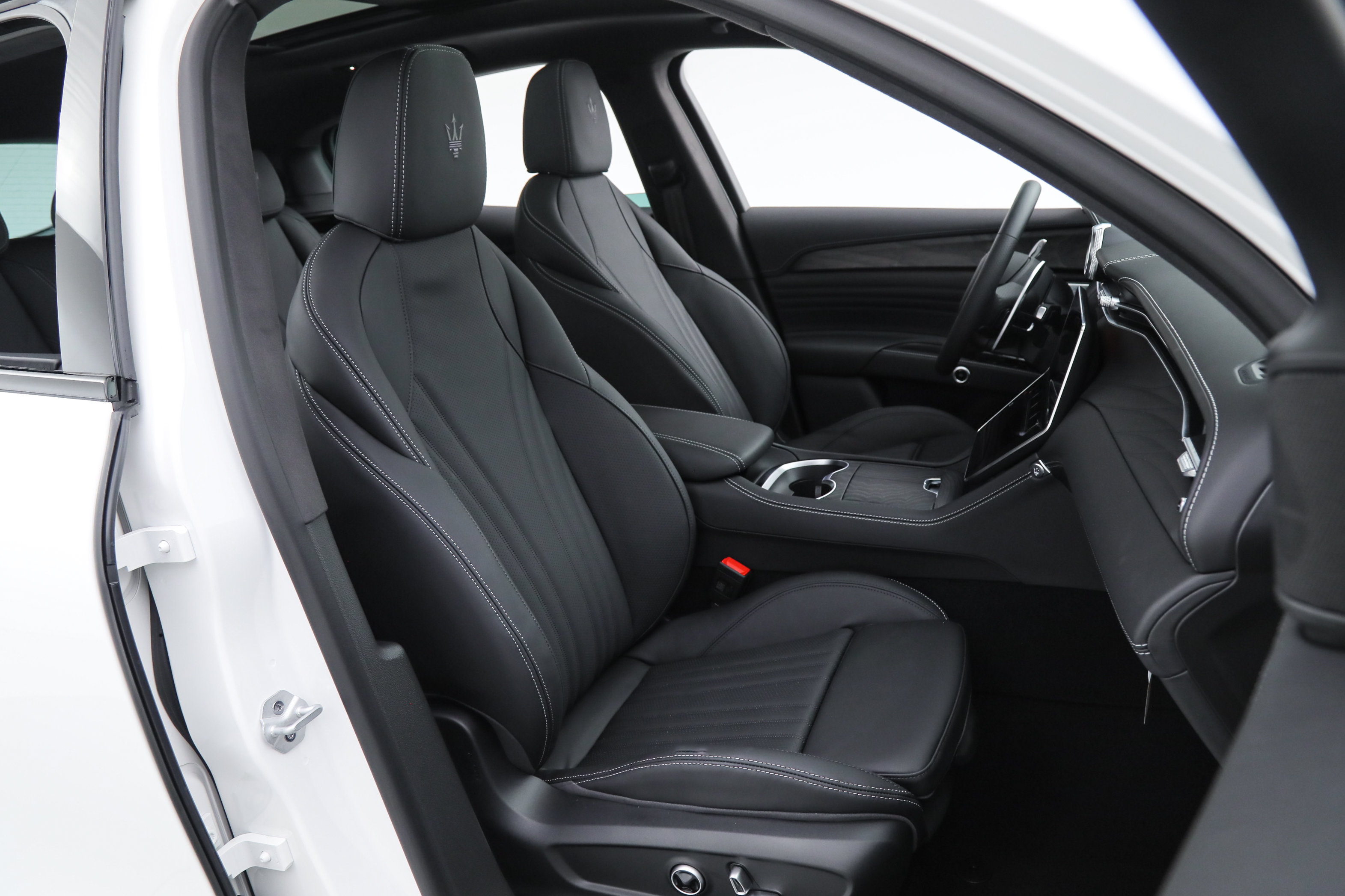 New 2025 Maserati Grecale Modena AWD/4WD image 12
