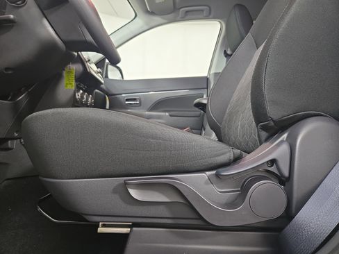 New 2026 Mitsubishi Outlander Sport ES image 28
