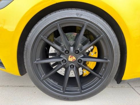 Used 2020 Porsche 911 Carrera 4S AWD/4WD image 18