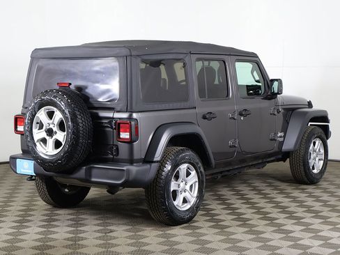 Used 2019 Jeep Wrangler Unlimited Sport S AWD/4WD image 7