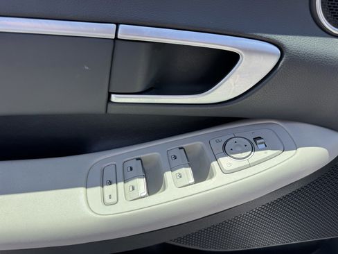 Used 2024 Hyundai Sonata SEL FWD image 16