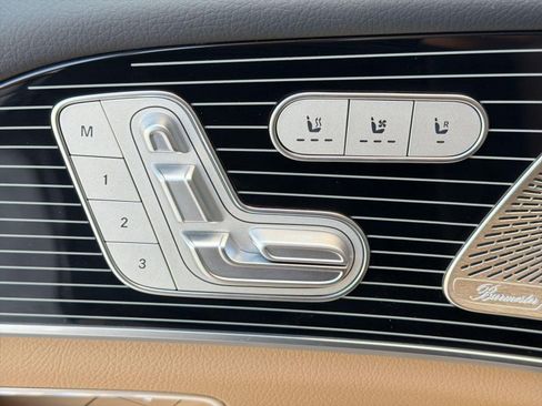 New 2026 Mercedes-Benz GLS 450 4MATIC image 25