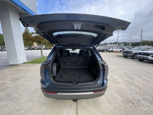 Certified 2025 Chevrolet Equinox LT w/ Safety and Technology Package FWD image 26