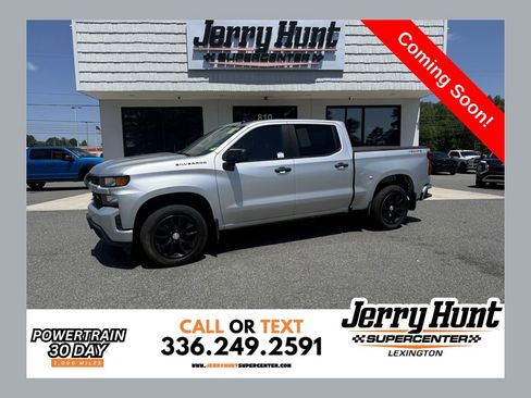 Used 2020 Chevrolet Silverado 1500 Custom w/ Custom Value Package AWD/4WD image 1