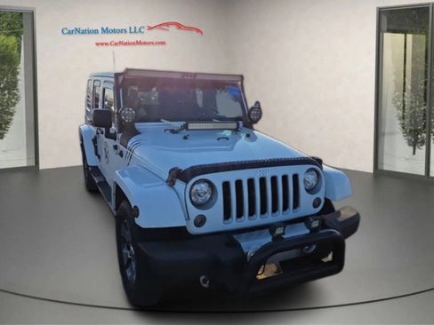 Used 2017 Jeep Wrangler Unlimited Sahara w/ Dual Top Group image 2