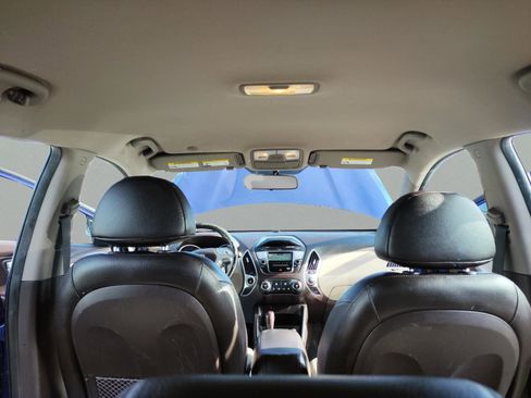 Used 2011 Hyundai Tucson GLS image 22