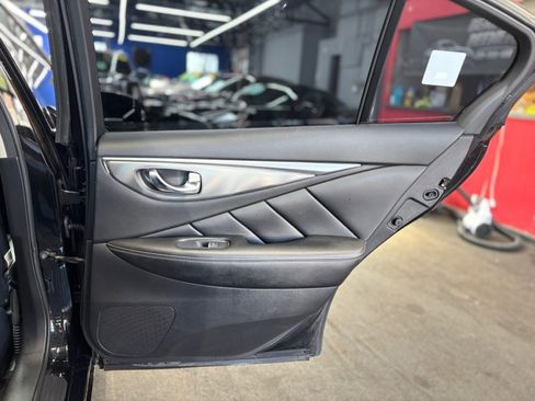 Used 2017 INFINITI Q50 Signature Edition AWD/4WD image 15