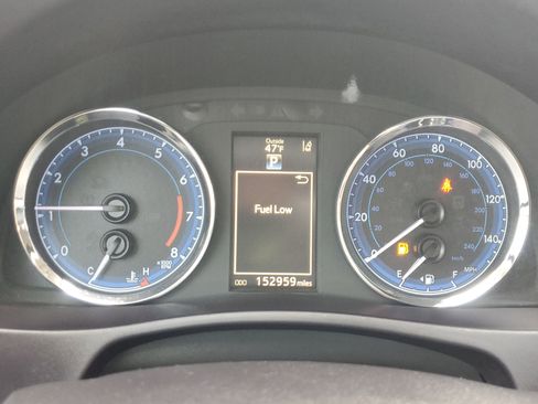 Used 2018 Toyota Corolla L image 24