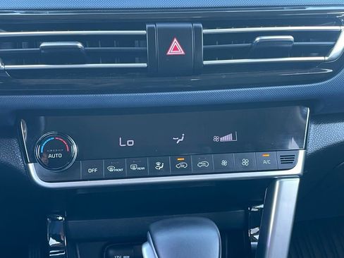 Used 2023 Kia Seltos S w/ Navigation Package FWD image 30
