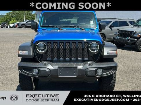 Used 2023 Jeep Wrangler Sport AWD/4WD image 3