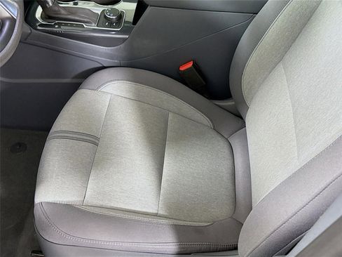 Used 2022 Chevrolet Blazer LT image 13