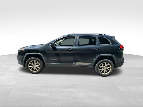 Used 2015 Jeep Cherokee Latitude w/ Trailer Tow Group AWD/4WD image 15