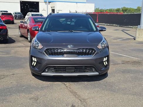 Used 2020 Kia Niro EX FWD image 3