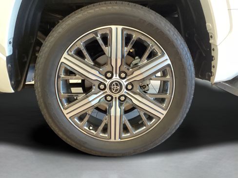 Used 2023 Toyota Tundra Capstone AWD/4WD image 30