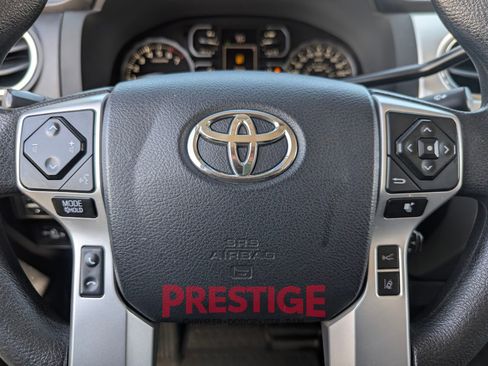 Used 2018 Toyota Tundra SR5 AWD/4WD image 17
