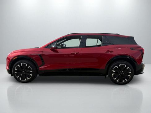 Used 2024 Chevrolet Blazer EV RS AWD/4WD image 2