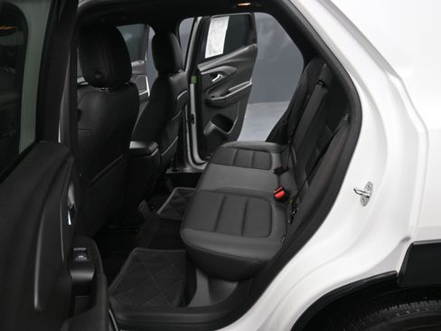 Used 2022 Chevrolet TrailBlazer RS w/ Sun and Liftgate Package FWD image 13