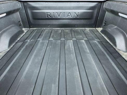 Used 2022 Rivian R1T Launch Edition image 32