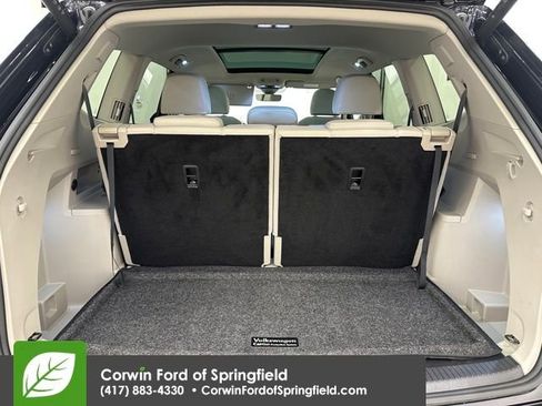Used 2024 Volkswagen Atlas SEL Premium R-Line image 16