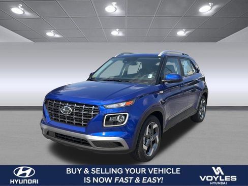 Certified 2025 Hyundai Venue Limited FWD image 1