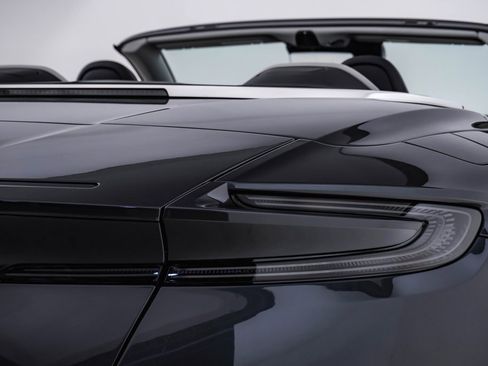 New 2025 Aston Martin DB12 Volante image 15