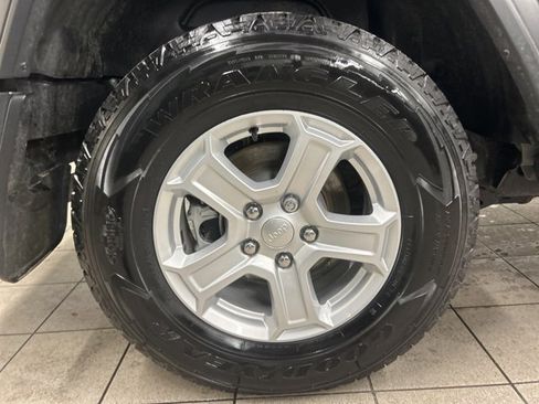 Used 2023 Jeep Wrangler Sport S image 12