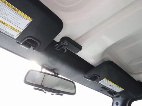 Used 2017 Jeep Wrangler Unlimited Rubicon image 32