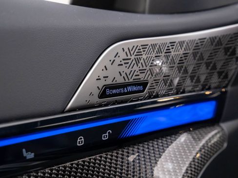 New 2026 BMW M5 w/ Carbon Package image 15