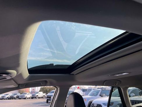 Used 2024 Subaru Outback Limited XT image 29