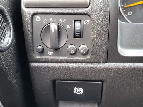 Used 2011 GMC Canyon SLT AWD/4WD image 20