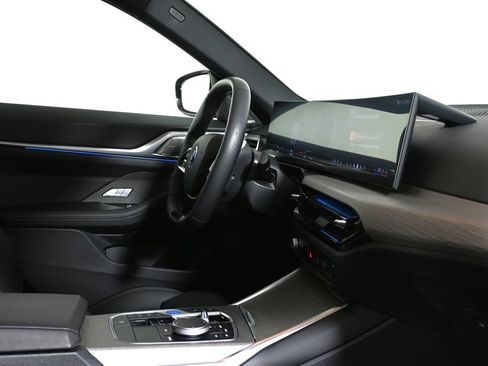 Certified 2025 BMW i4 xDrive40i w/ Premium Package AWD/4WD image 33