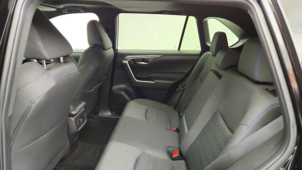 Used 2023 Toyota RAV4 SE w/ Convenience Package AWD/4WD image 21