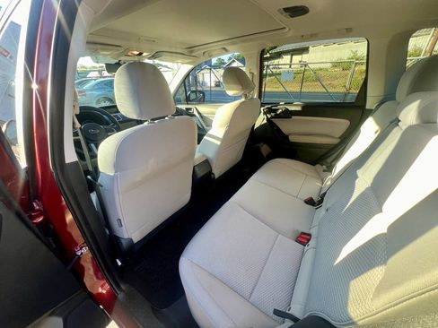 Used 2017 Subaru Forester 2.5i Premium w/ Popular Package #2A image 11