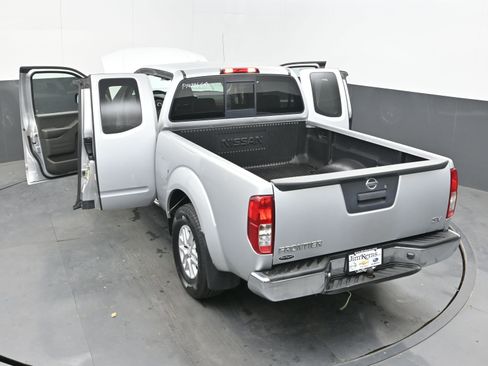 Used 2017 Nissan Frontier SV RWD image 42