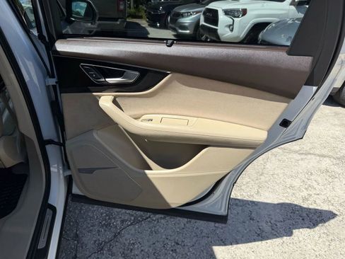 Used 2018 Audi Q7 3.0T Prestige image 18
