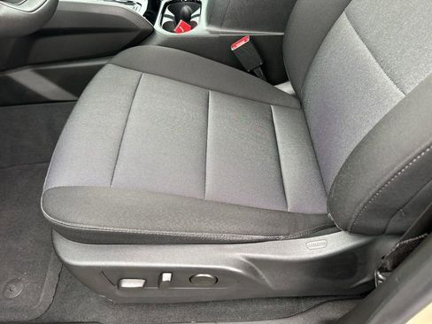 Used 2024 Chevrolet Colorado Trail Boss w/ Advanced Trailering Package AWD/4WD image 19