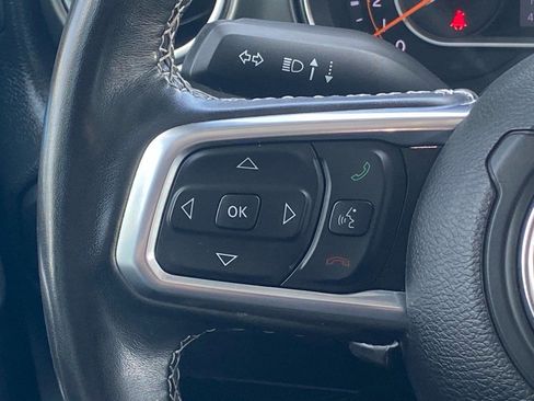 Used 2022 Jeep Wrangler Unlimited Sahara w/ Cold Weather Group image 7