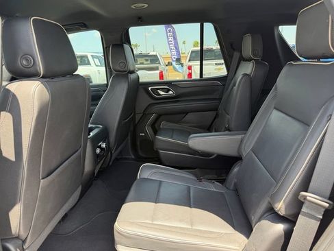 Used 2023 GMC Yukon SLT RWD image 10