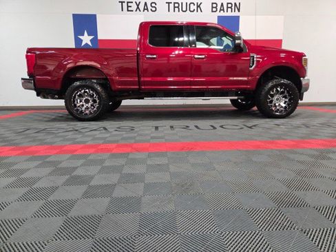 Used 2019 Ford F250 XLT w/ XLT Premium Package image 14