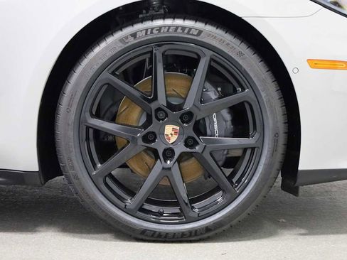 New 2026 Porsche Panamera image 12