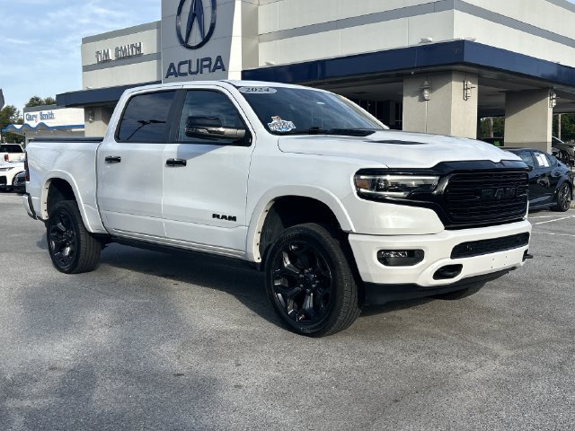 Used 2024 RAM 1500 Limited AWD/4WD image 2