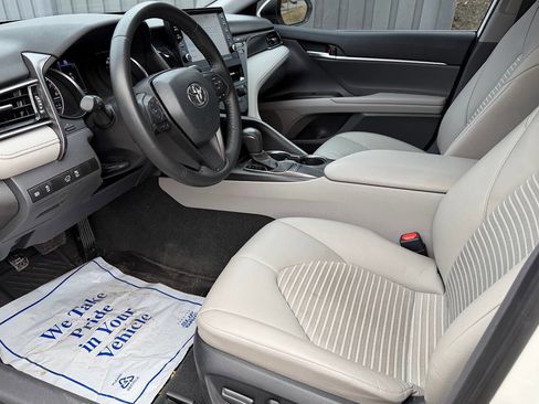 Used 2023 Toyota Camry SE w/ Audio Upgrade Package image 14