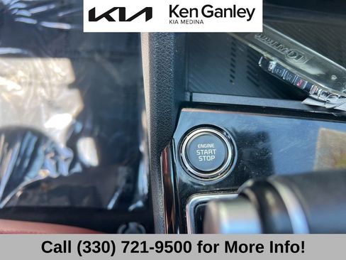 Certified 2023 Kia Sportage SX AWD/4WD image 38
