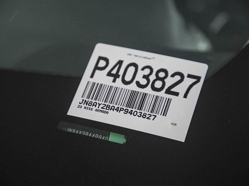 Used 2023 Nissan Armada SL w/ Captain's Chairs Package image 30