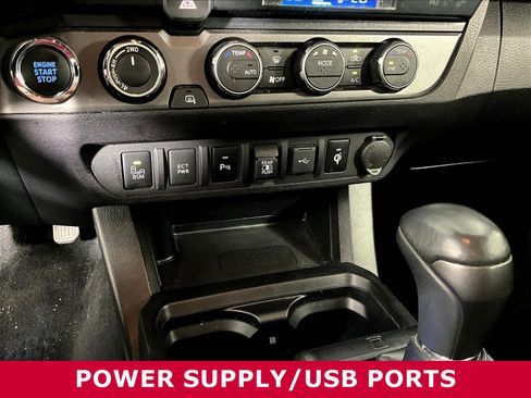 Used 2021 Toyota Tacoma TRD Sport w/ Technology Package AWD/4WD image 15